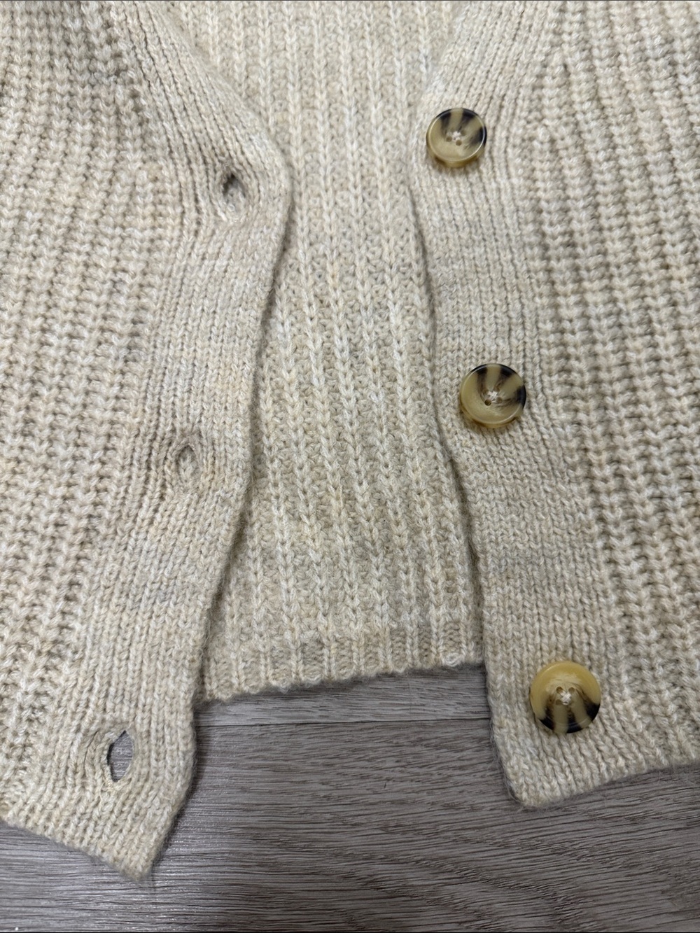 a.n.a Cream V-Neck Button Cardigan Petite Large - Picture 4 of 4